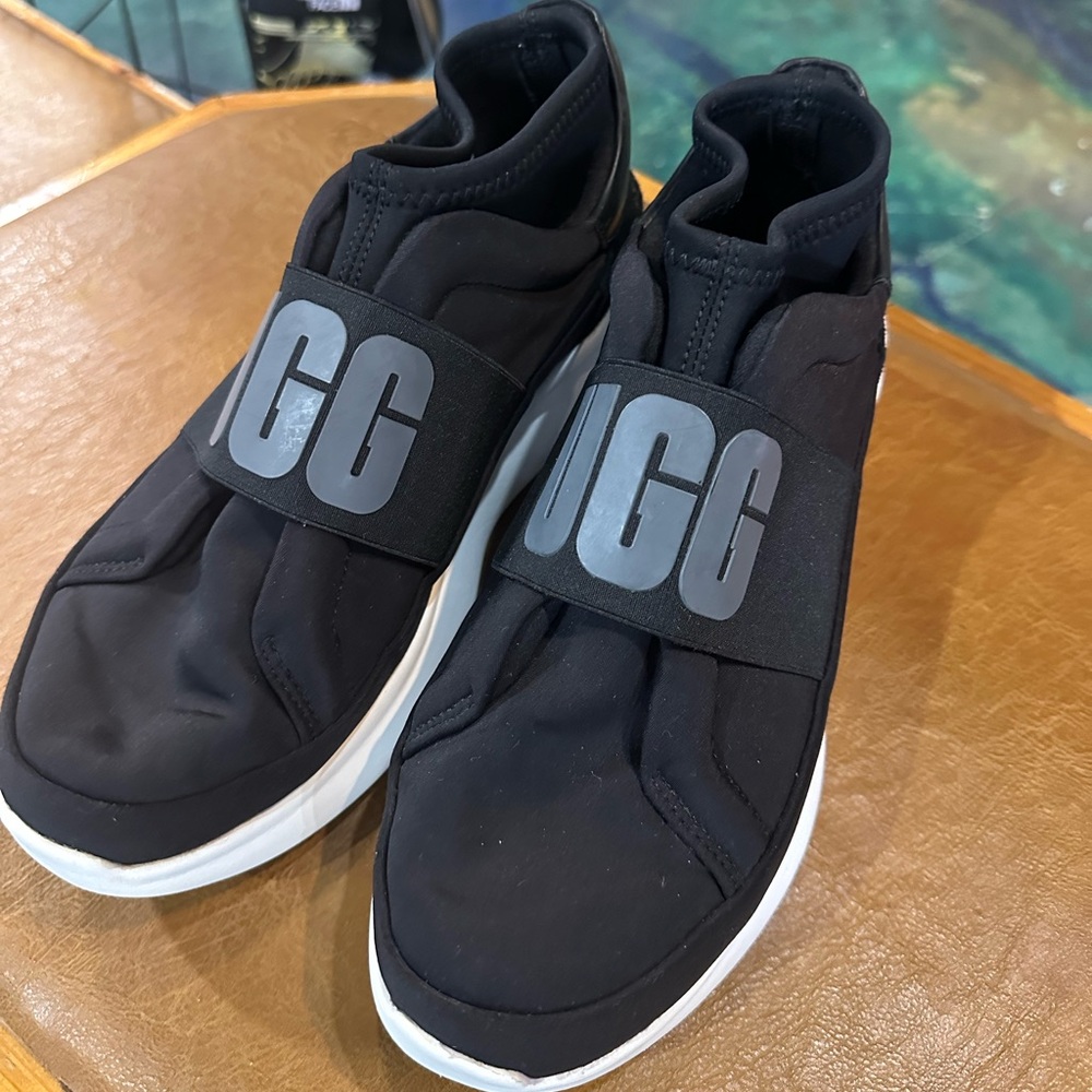 UGG Neutra Sneakers Neoprene Platform